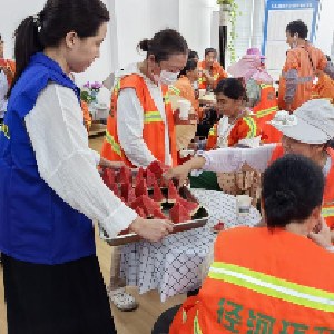 径河街电犁社区：工会驿站送清凉，致敬高温下的坚守