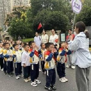 推广普通话，共建文明社区从小做起