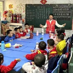 马池墩社区搭建平台，助力宝妈家门口实现再就业