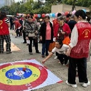 将军北路社区举办“益起趣赶集”公益慈善集市主题活动