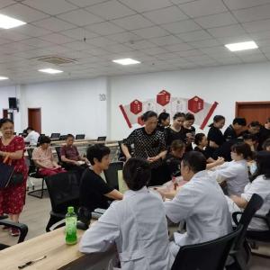 将军北路社区联合举办“关注健康，安全用药”主题义诊活动