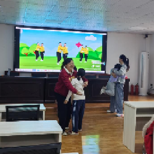 径河街电犁社区：解锁沟通妙招 共育幸福时光——东西湖区妇联“家公益·幸福涟家”亲子活动