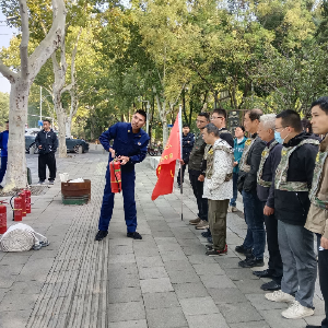 吴家山街道退役军人服务站开展“消防安全，志愿同行”消防演练志愿服务活动