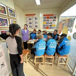 刘家墩社区听“新”声聚“新”力，议出治理“新”风尚