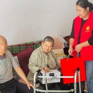 径河街赛洛城社区：情暖双节 关爱同行 开展中秋国庆关怀行动