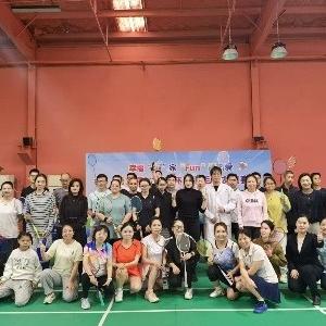 径河街稻香社区：幸福“稻”香 FUN肆热爱 第三届 “稻香杯” 羽毛球友谊赛圆满落幕