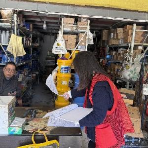 预防一氧化碳中毒 梅花池社区“敲门小分队”在行动