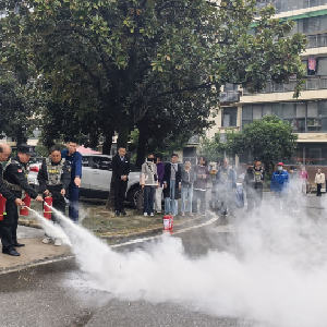 梦佳社区开展消防安全演练活动