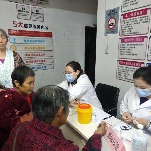 社区搭台+医院赋能 “送医上门”，便民健康“零距离”