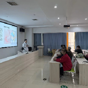 吴家山街道怡景社区开展“健康进社区”义诊活动