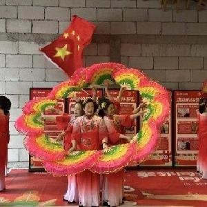 邻里欢聚话温情 萌趣IP首亮相——将花社区“流动的红书包”文化节圆满举办