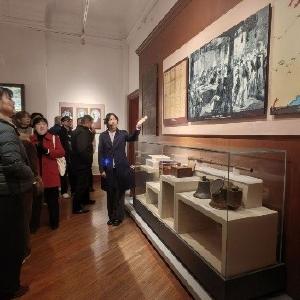 新华社区×江汉关社区丨“寻策问道谋发展·共建赋能开新局”联合党建活动