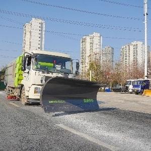 东西湖城管开展融雪防冻应急演练