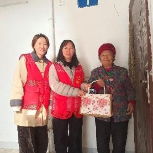 将军路街道：冬至暖袋裹温情 饺子飘香敬老心