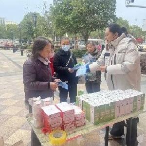 径河街稻香社区：开展宪法日宣传活动 普法意识深入人心