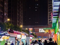 从街头吃到街尾！东西湖这个夜市太火！