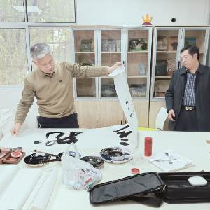 吴家山街道怡景社区廉洁书法活动浸润人心