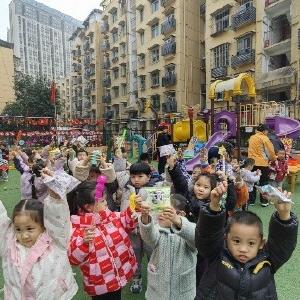 吴家山街梦佳社区开展“龙马精神迎新春”主题活动