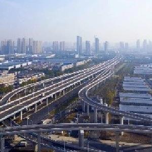 长青街：“产城人”融合 绘就宜居宜业新画卷