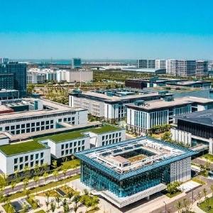 经济参考报｜“五谷丰登”驱动“新质奔腾” ——武汉全域协同发展谱新篇