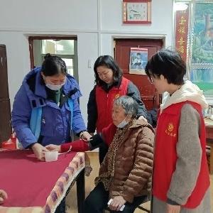 吴家山街杏园社区开展“情暖社区 关爱同行”特殊困难群体走访工作