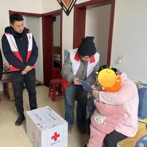 “博爱送万家”传递温暖 社区行动关怀人心