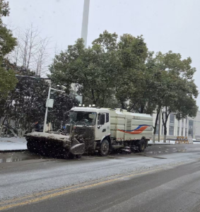 橙色先锋 雪夜护航