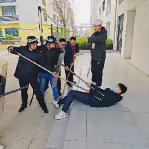 径河街电犁社区：警民携手筑防线 安全演练护成长