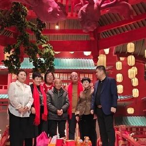 银花社区携手湖北吉林商会，孤寡老人温暖赴约“家”年华