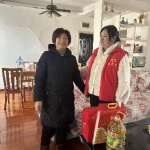 赛洛城社区暖心走访送温情