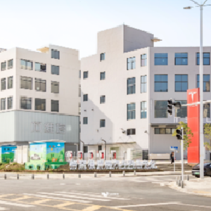 东西湖春节购车“不打烊”！