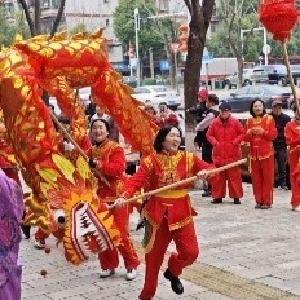 非遗闹新春爱心暖民心——将军路社区新春开年活动暖意浓