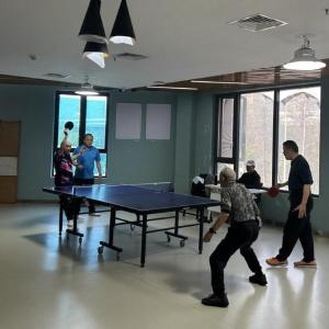 乒跃邻里情，活力满社区