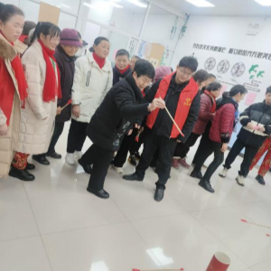 走马岭街同心、六合养老服务中心开展“元宵主题”活动