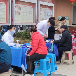 常青花园开展“学雷锋”志愿服务活动