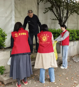 聚力环境整治，共筑宜居家园 —— 吴家山街道多社区开展清洁家园专项行动