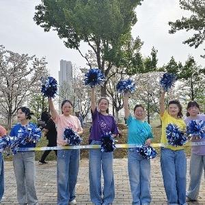 径河街青草湖社区：“追风青年团” 青春舞步 燃动赛场