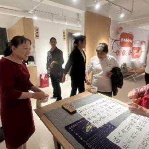 径河街沿海社区：小满安康暖人心 便民服务进社区