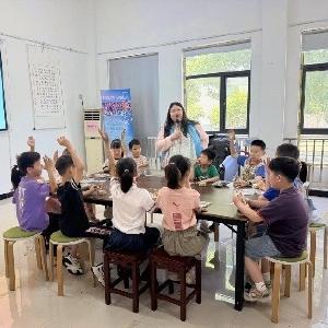 径河街黄狮海社区：“科创探险家”启航 联合径河街道社工站开展儿童成长小组活动