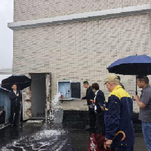吴家山街文家湾社区联合多部门推进幸福家园小区消防设备升级