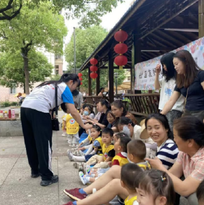 将军路社区深化生育支持服务，户外亲子活动伴萌娃成长