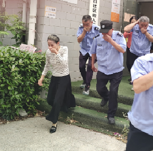 防震减灾不松懈 消防通道保安全——常青花园第四社区开展防震减灾消防通道疏散活动