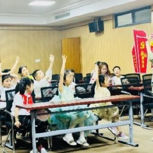 径河街道赛洛城社区：从“旁观者”到“主讲人” 小满活动见证基层治理温情