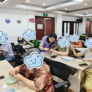 将军路街开展心理健康暖心课堂