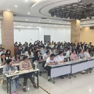 东西湖区慈善骨干“充电”赋能再出发
