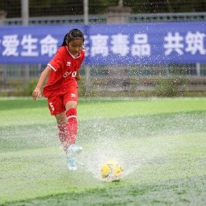 2026年武汉市青少年运动会女子足球比赛在东西湖区开赛