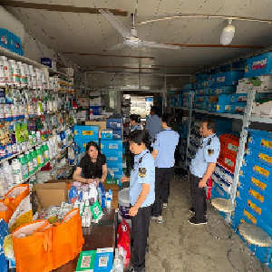 进门店、查仓库、翻台账！东西湖严把农药“经营关”