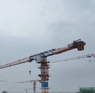 一线调研 | AI产业链爆发式增长 湖北何以领跑“光”赛道？