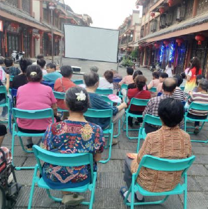 不只在节日，柏泉街把爱写进了六月的每一天