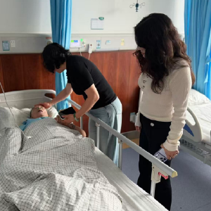 径河街石家坡社区：网格巡查遇险情 暖心救助显担当
